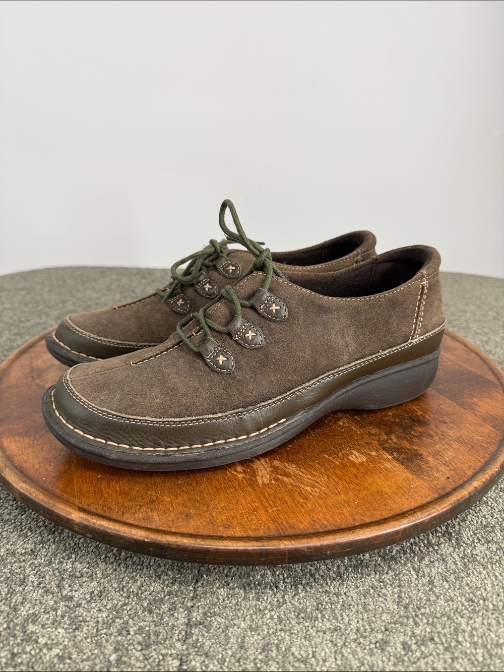 Clarks Shoes Wm 9 Wide Green Suede Casual Lace-Up Comfort Oxford Loafer